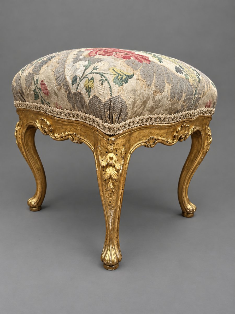 Pair Of 18th-century Stools-photo-4