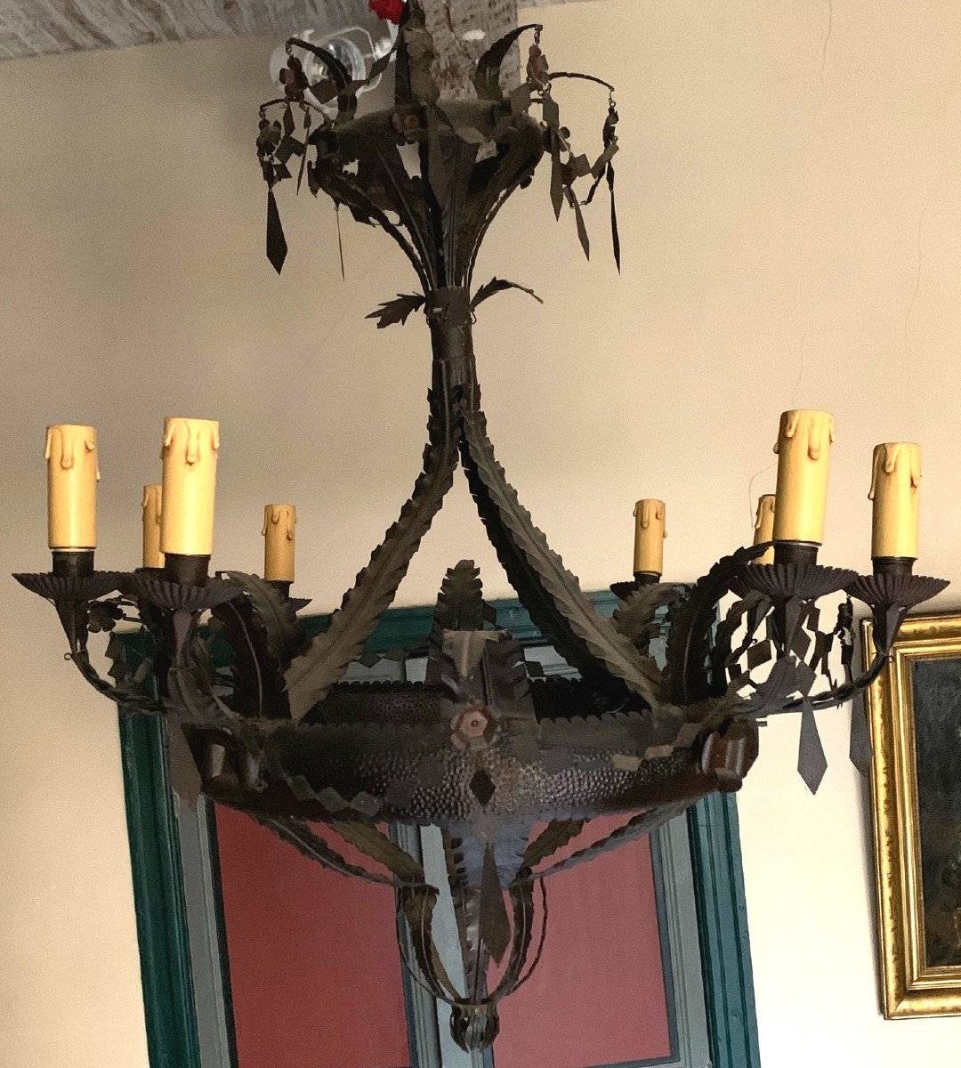 Tin Chandelier With 8 Arms Of Light-photo-3