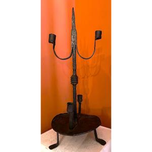 Candélabre en fer forgé haute époque 