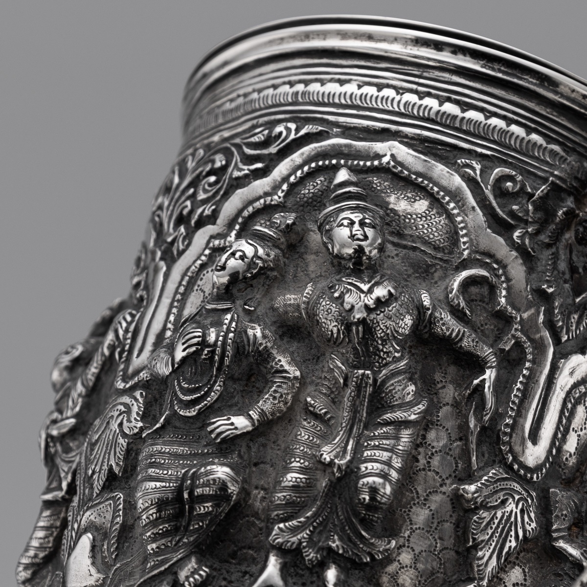 Antique 19thc Burmese Solid Silver Repoussé "jataka Tales" Mug C.1890-photo-5