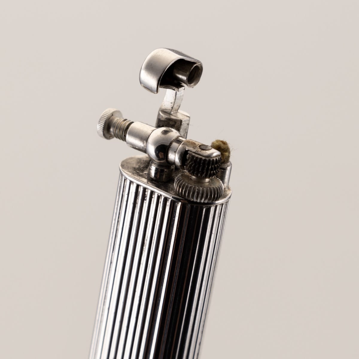 Briquet / coupe-papier vintage du XXe siècle en métal argenté, signé Dunhill, fabriqué en Angle-photo-3
