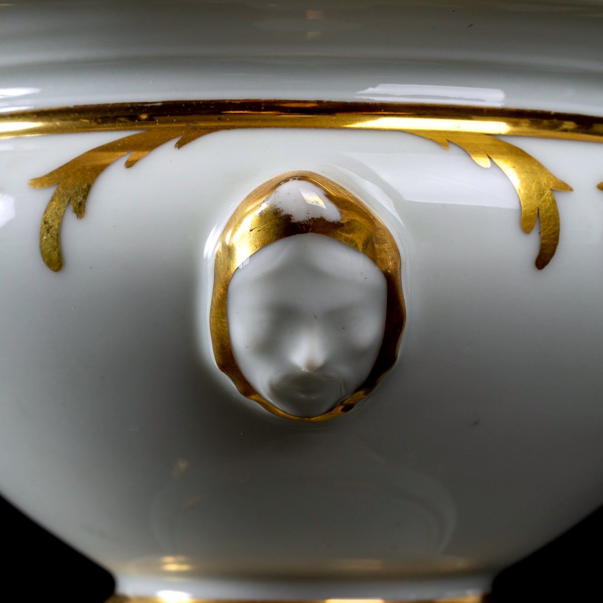 Tripod Fruit Bowl With Lid - Paris Porcelain - XIXth Century-photo-1