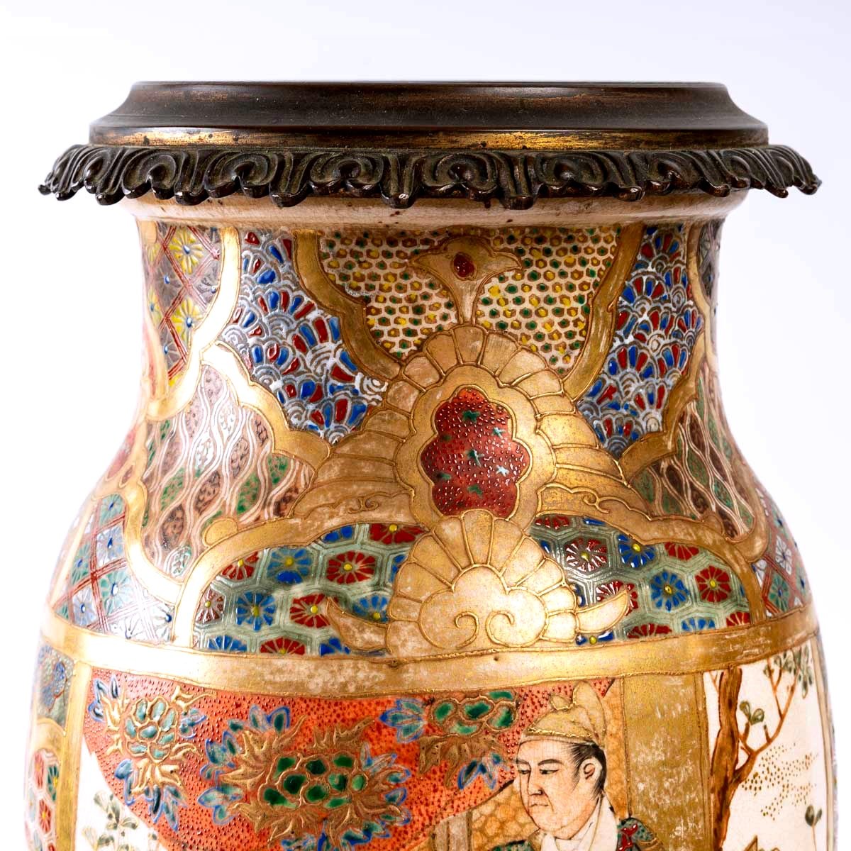 Paire De Vases Céramique Satsuma Montés Sur Bronze Français - Époque : Meiji - XIXème Siècle-photo-1