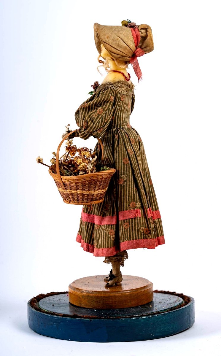 Wax Doll Under Globe - Period: XIXth Century-photo-4