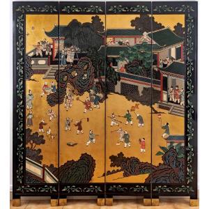 Coromandel Black Lacquer Screen - Four Panels - Period: Early 20th Century