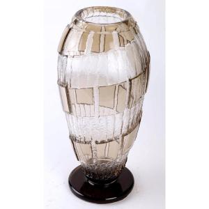 Large Smoked Glass Vase - Geometric Decorations - Signed: Schneider - Period: Art Deco