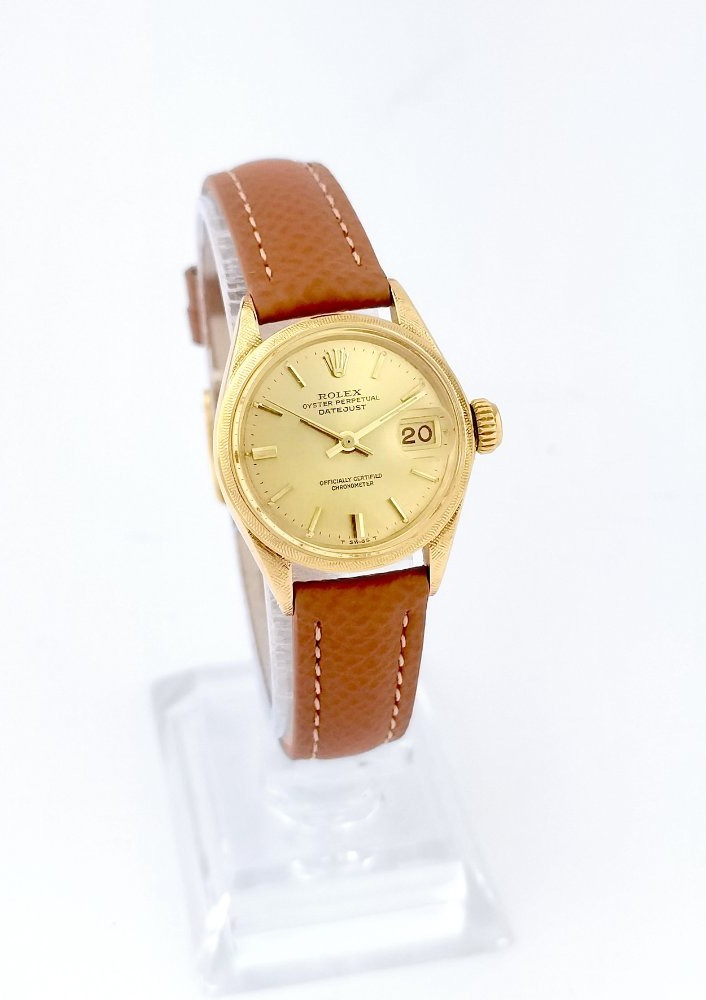 Montre ROLEX - Oyster Perpetual Datejust - Boitier "Florentine" - or jaune - Petit modèle-photo-4
