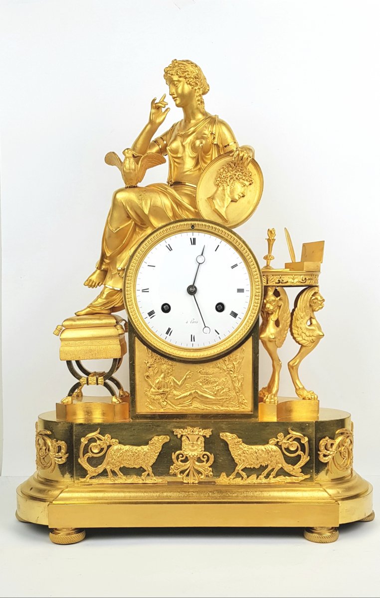 Grande pendule Empire en bronze doré  
