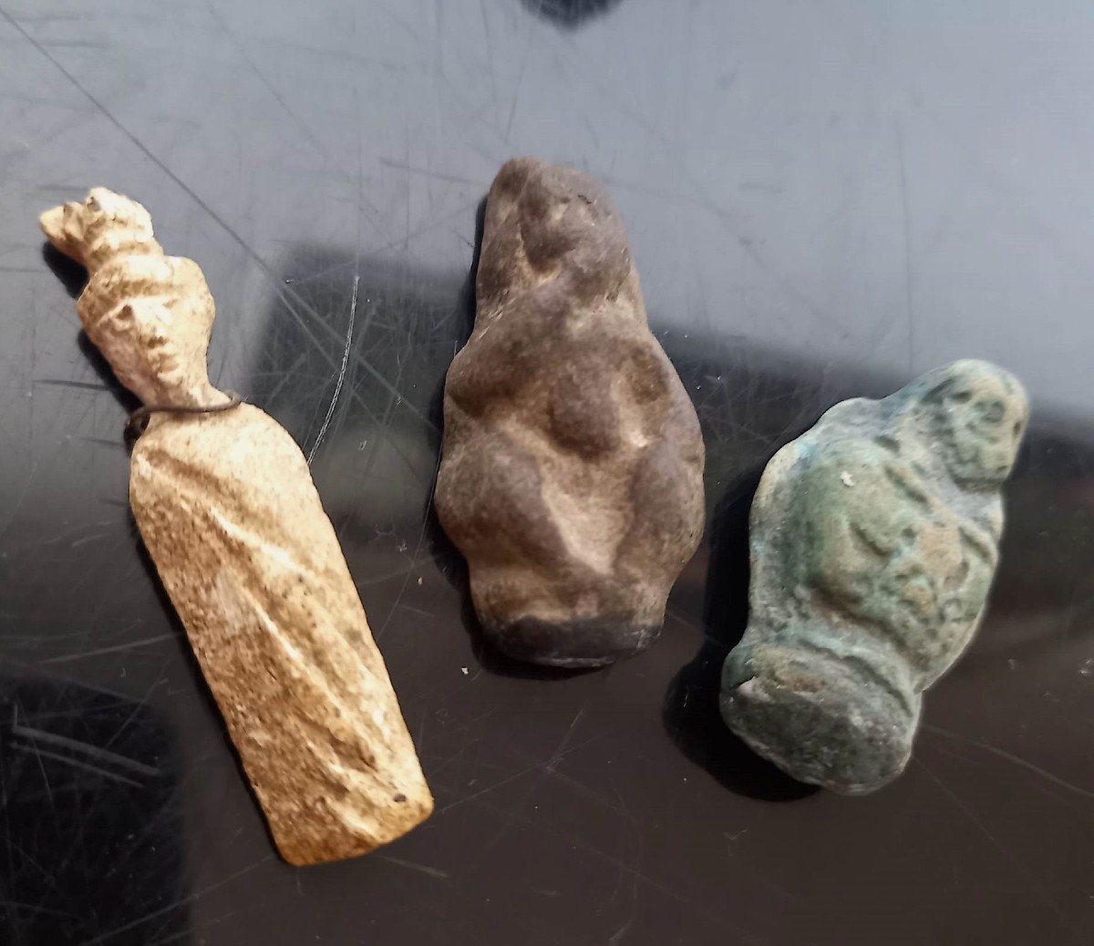 Small Lot Of Ancient Amulets, Egypt, Etruria, Rome-photo-3