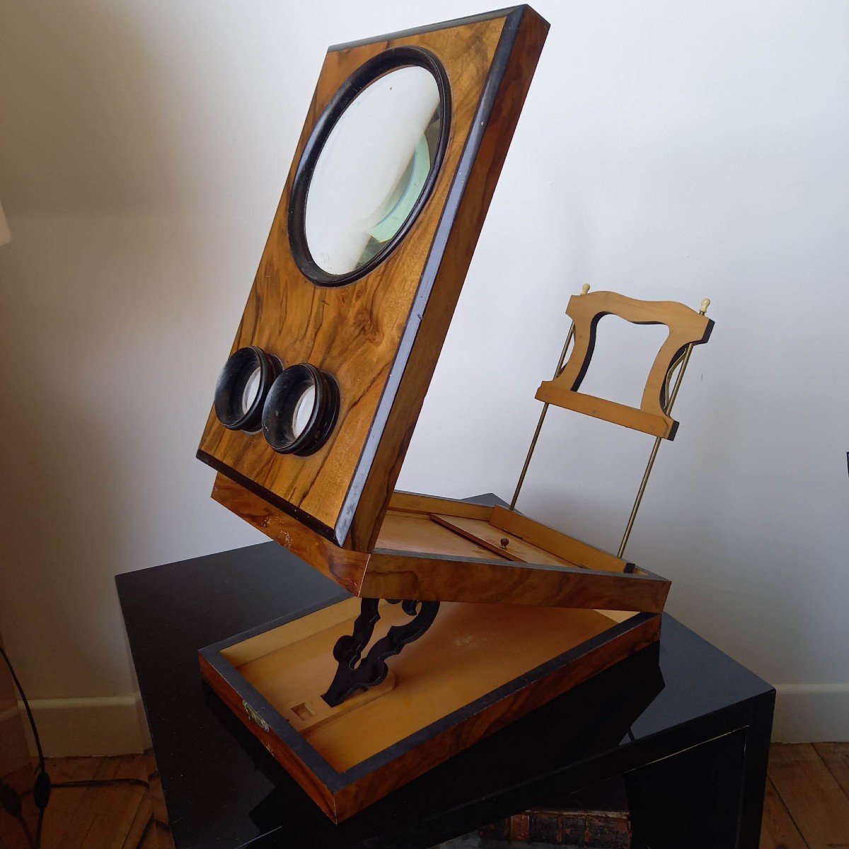 Graphoscope Combined With Stereo Viewer. Last Third Of The Nineteenth Century