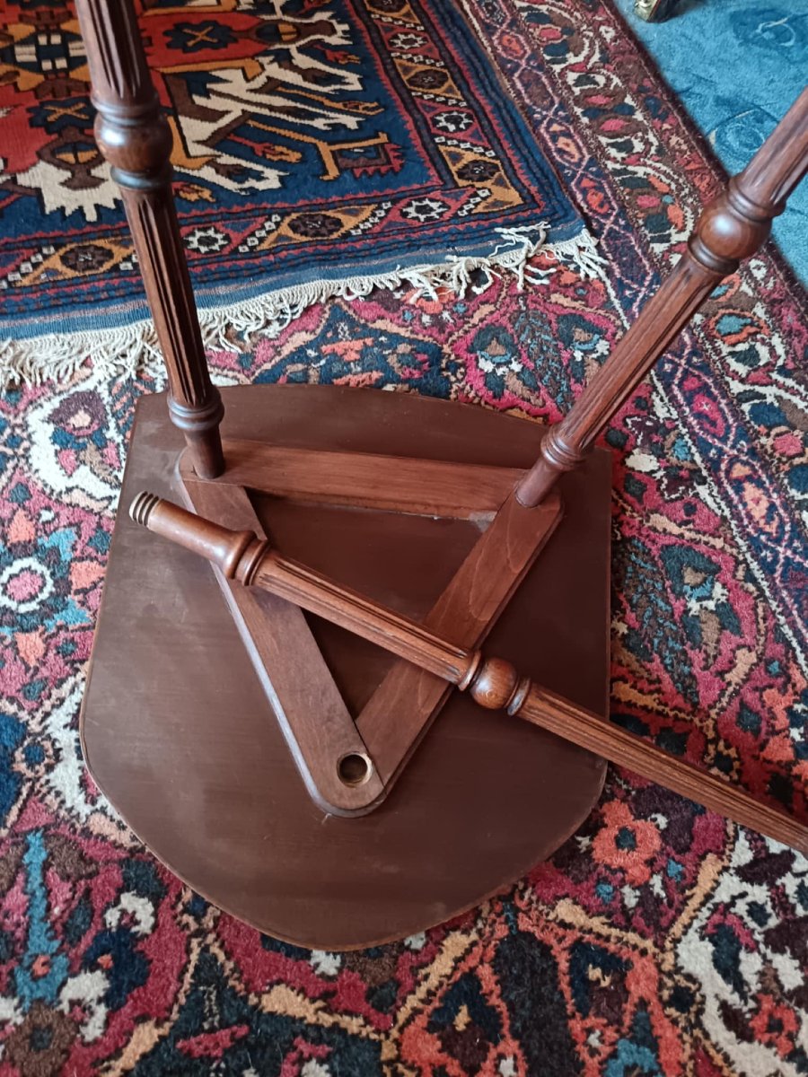 Emile Gallé (1846-1904) : Petite Table Guéridon, Plateau Décor à la Croix De Lorraine-photo-4