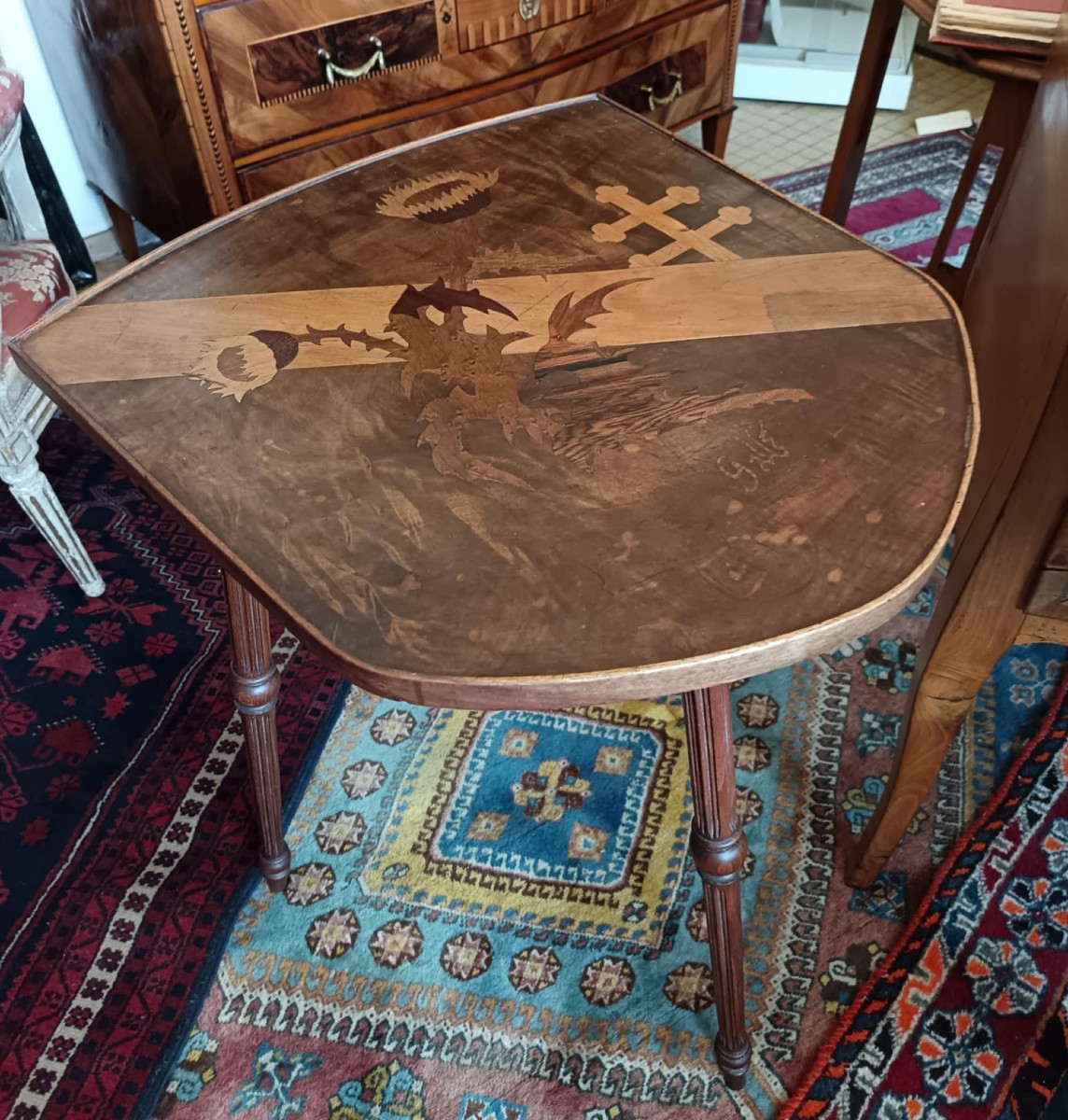 Emile Gallé (1846-1904) : Petite Table Guéridon, Plateau Décor à la Croix De Lorraine