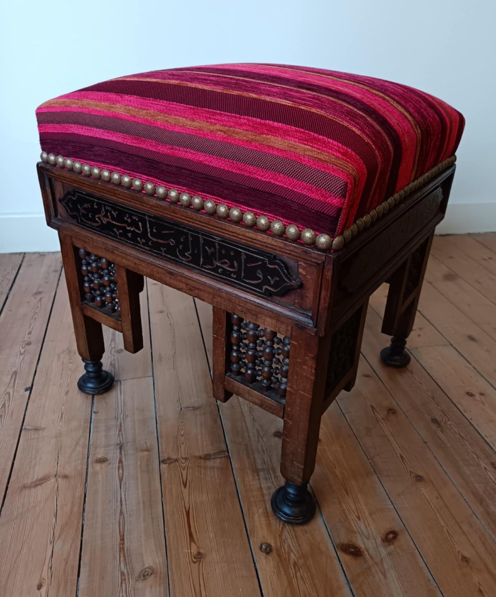 Oriental Stool With Thick Padding In A Striped Fabric Pattern In Shades Of Red-photo-2