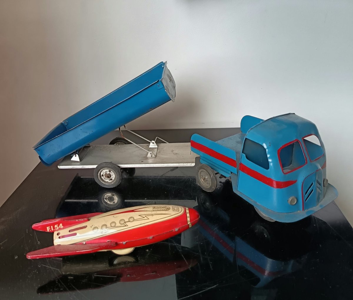 Tin Toys: Jrd Dump Truck &amp; Tilting Trailer / Sfa Rocket Vehicle: F.i.54, 1950s