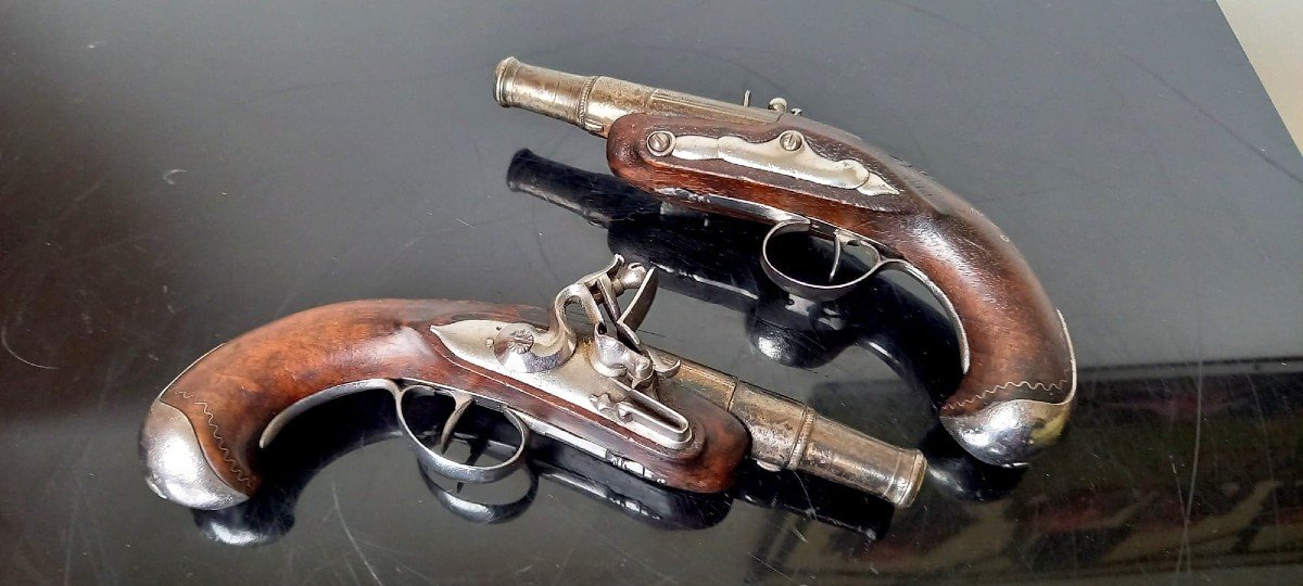 Paire de Pistolets à Silex dits "de Carrosse" . XVIIIe siècle-photo-2
