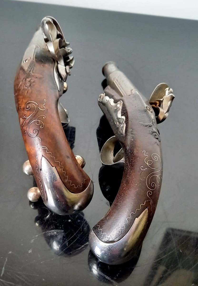 Paire de Pistolets à Silex dits "de Carrosse" . XVIIIe siècle-photo-4
