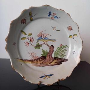 Assiette Faïence De Nevers Décor Oiseau Branché, XVIIIe Siècle