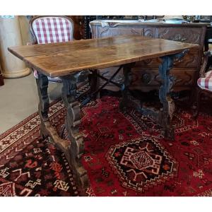 Table Espagnole XVIIe 