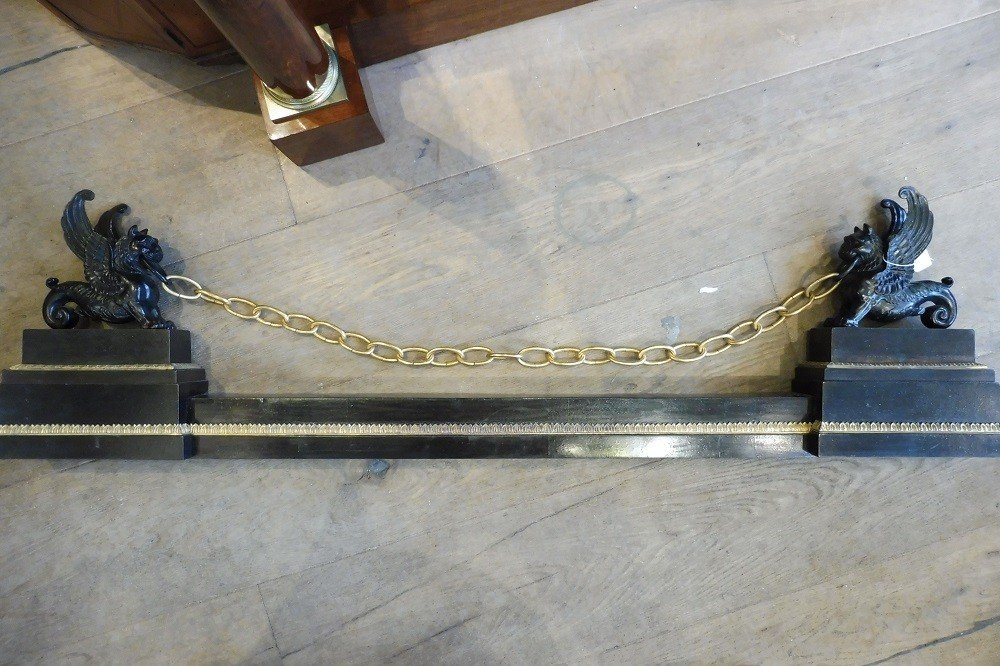 Barre De Foyer  En Bronze  à Décor De Griffons 19 Eme