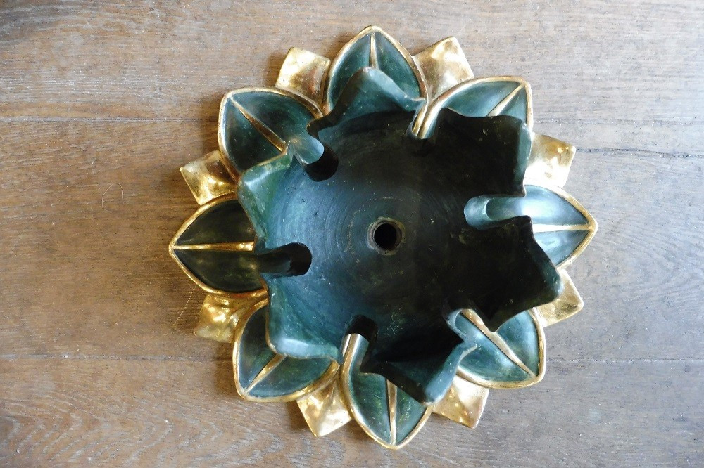 19th Century Bronze And Gold Lacquered Wood Lotus Flower Ceiling Light -photo-3