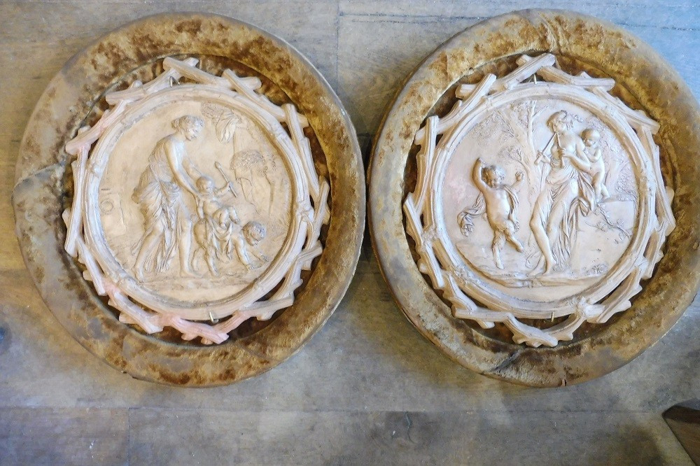 Pair Of Terracotta Medallions After Clodion, 19th Century 