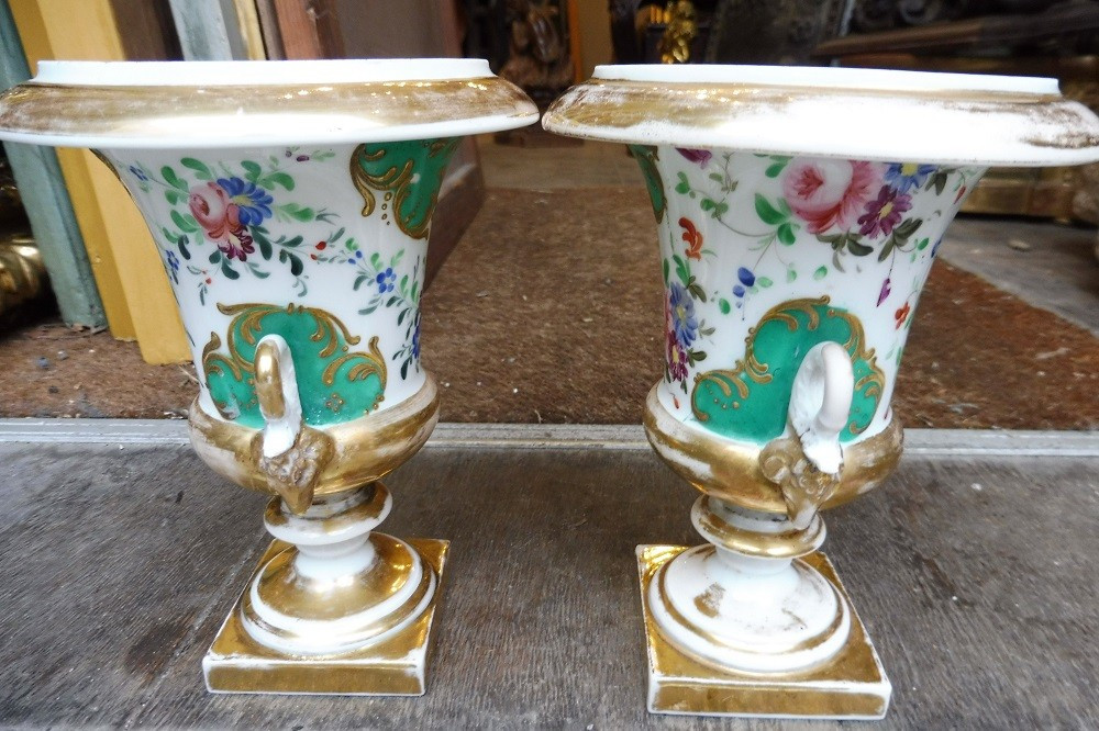 Pair Of Medici Vases In Paris Porcelain 19  Century  -photo-2