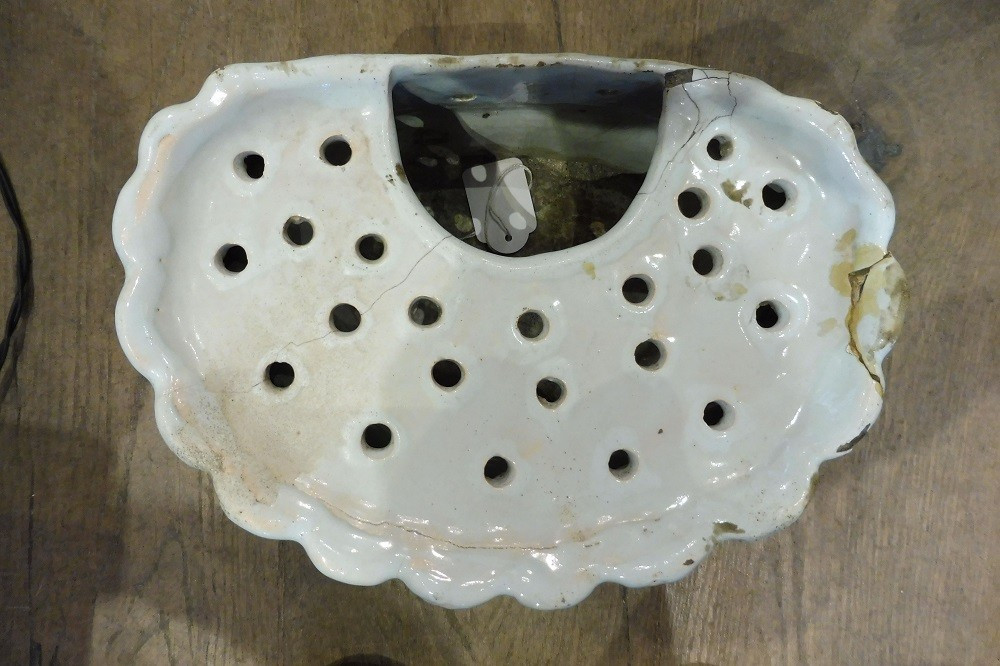 Flower Girl In Rouen Earthenware, 18th Century-photo-2