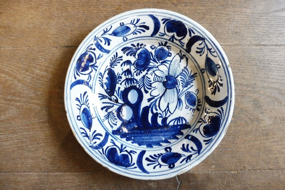 18th Century Delft Earthenware Plate
