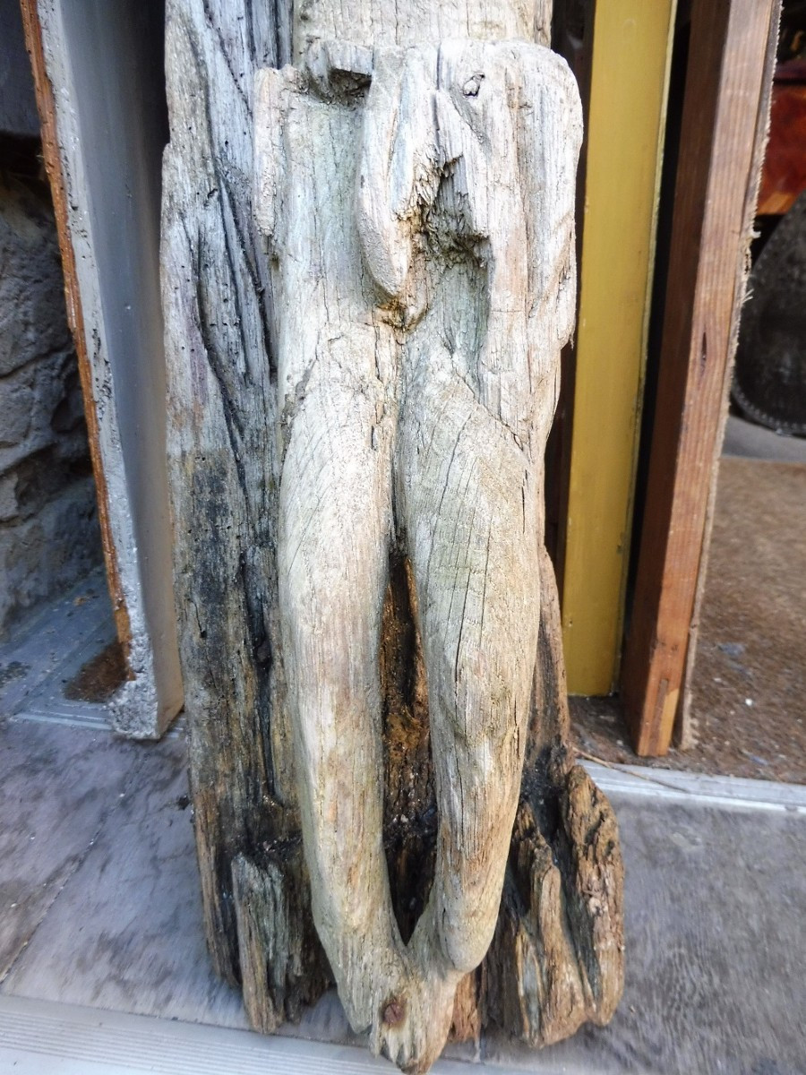 Christ In Carved Wood, Ancient Raw Art -photo-4