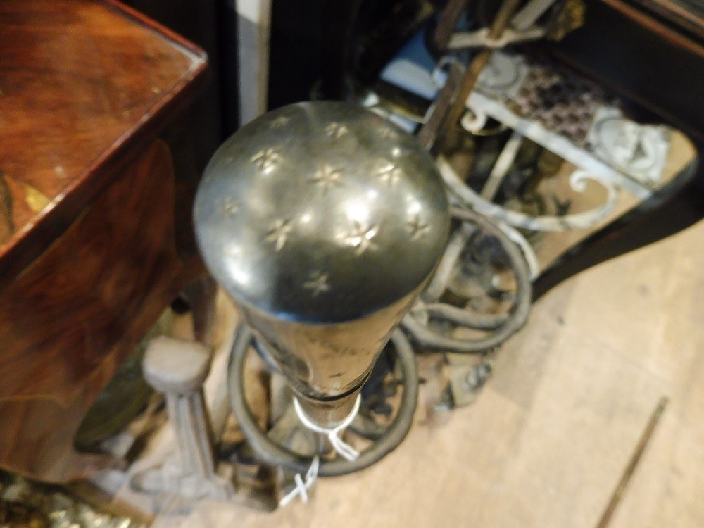 Cane With Silver Pommel Engraved With The Directoire Style  -photo-3