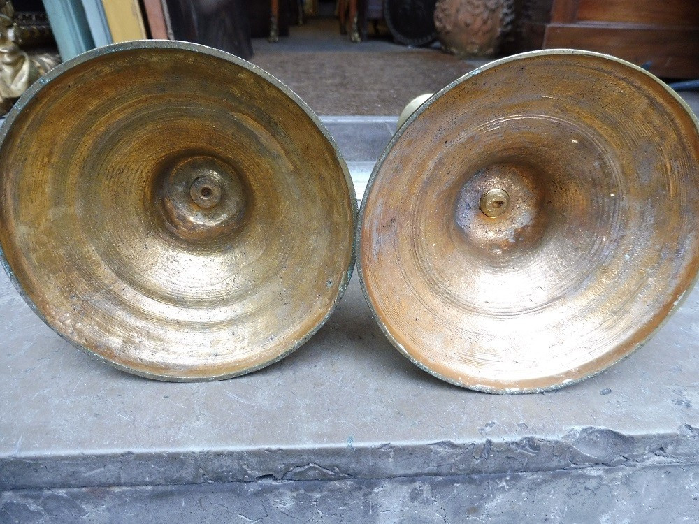 Pair Of Louis XVI Chiseled Bronze Candlesticks-photo-3