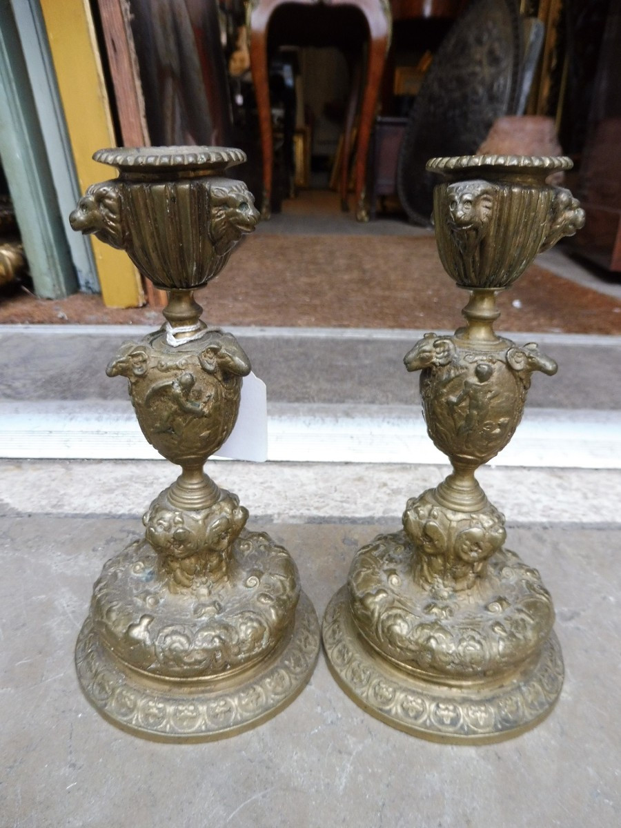 Paire de flambeaux en bronze  style renaissance  , 19 eme