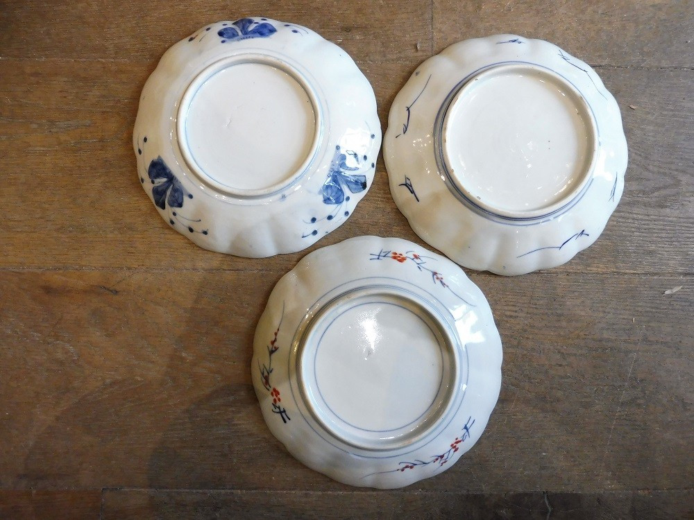 Three 19th Century Japanese Imari Porcelain Plates-photo-2