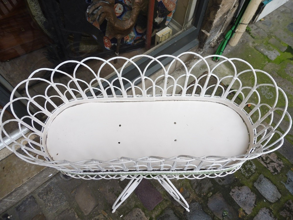Oval-shaped Planter In Wrought Iron And Braided Wire, 1900  -photo-4