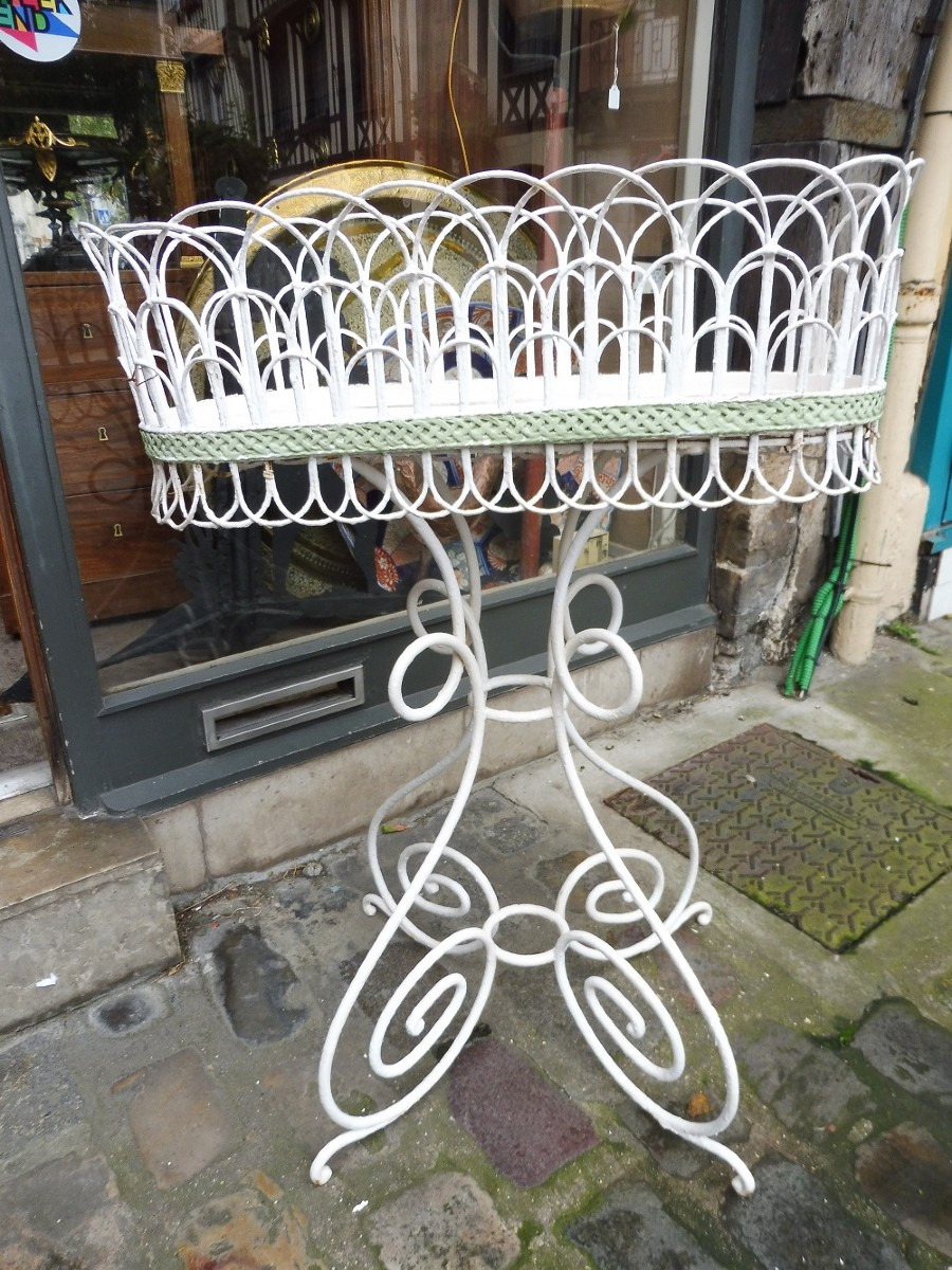 Oval-shaped Planter In Wrought Iron And Braided Wire, 1900  