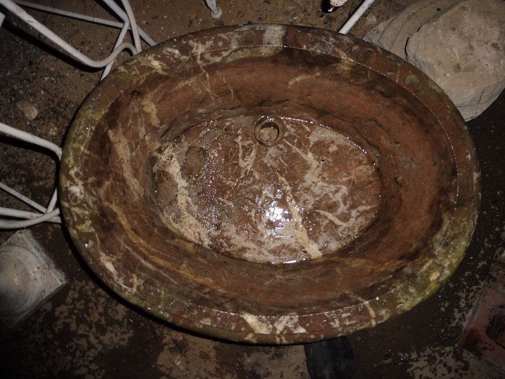 18th Century Molded Marble Basin  -photo-2