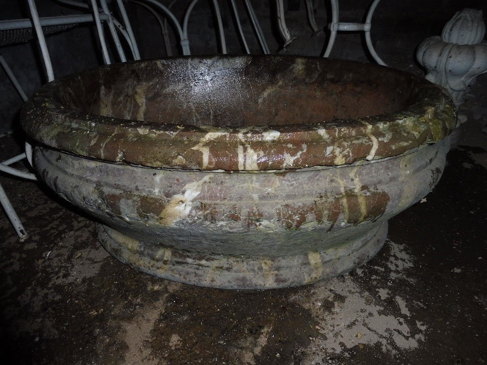 18th Century Molded Marble Basin  -photo-3
