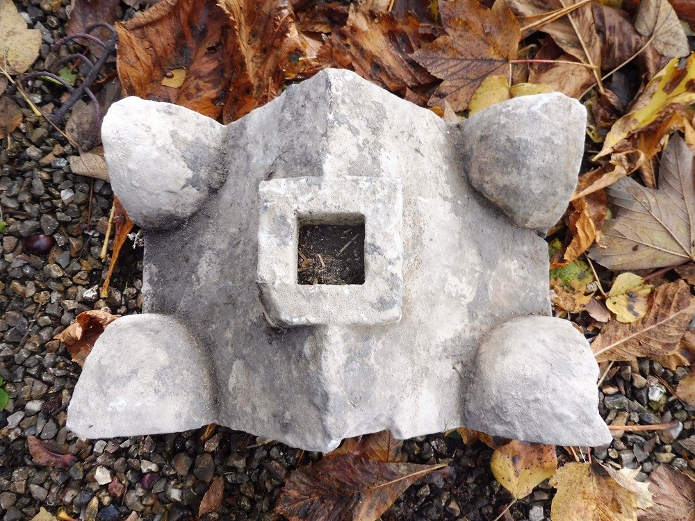 19th Century Stone Capital  -photo-2