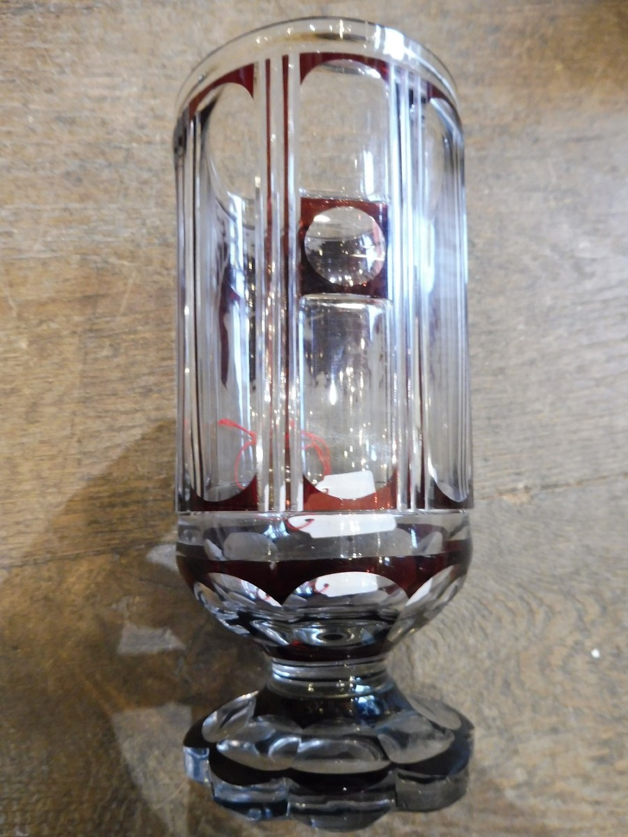 Verre  en cristal de Bohème  gravé  fond grenat  19 eme-photo-2