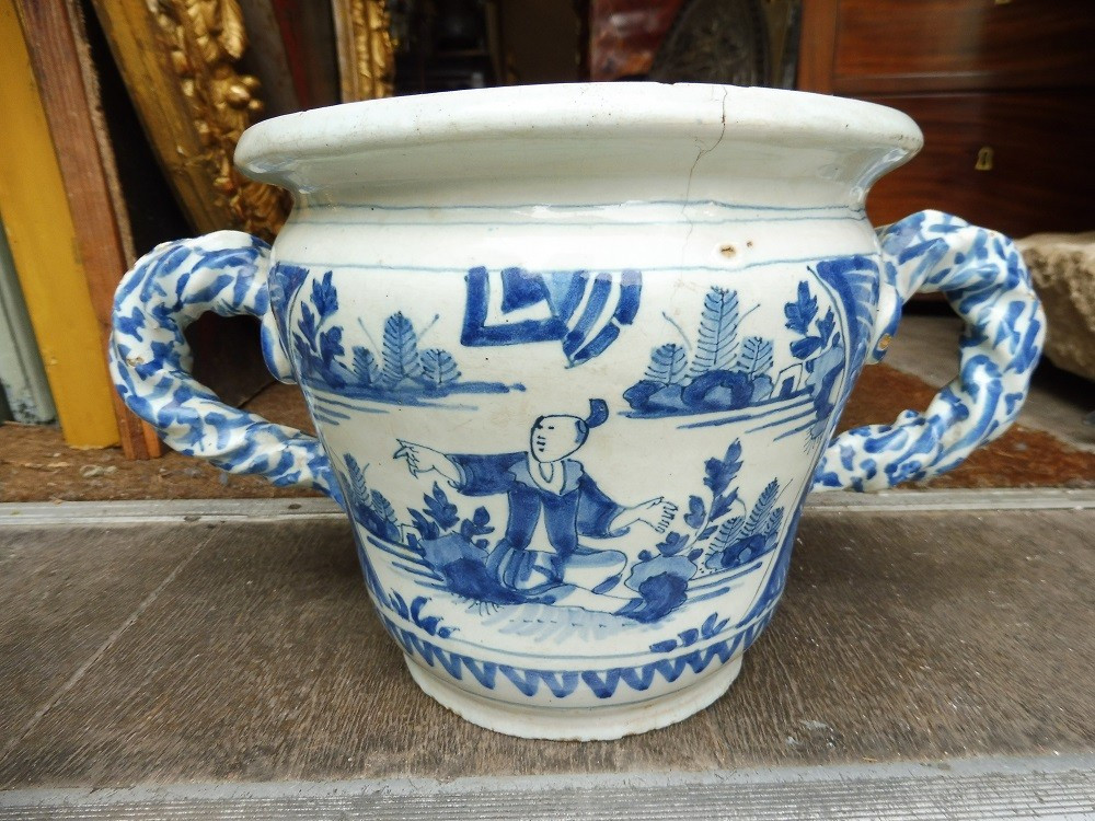Nevers Earthenware Pot, 17th Century  