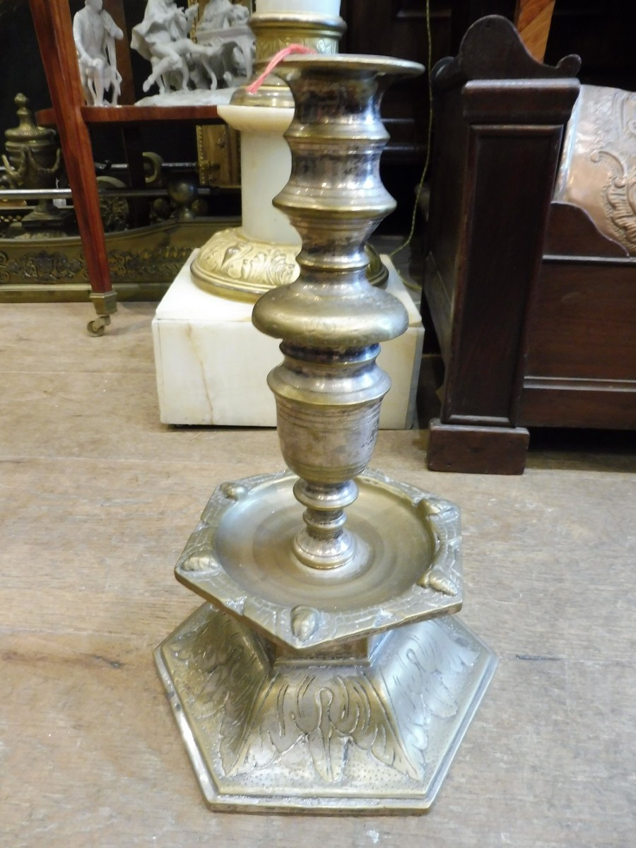 Flambeau en bronze  argenté  style 17 eme  