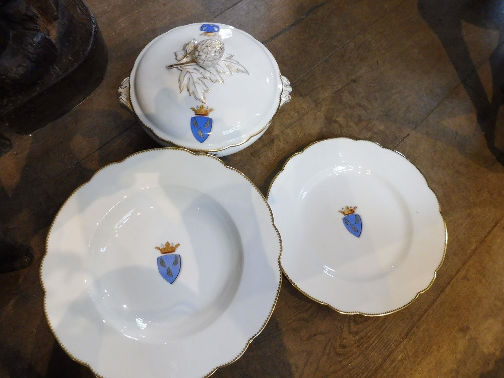 Part Of A 19th-century Limoges Porcelain Dinner Service With A Coat Of Arms 
