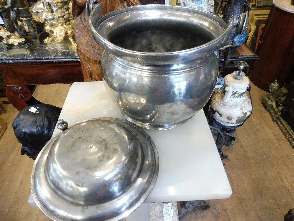 18th-century Pewter Luncheon -photo-2