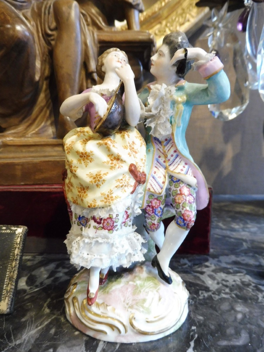 Groupe  en porcelaine  de   Paris  , manufacture  Samson 