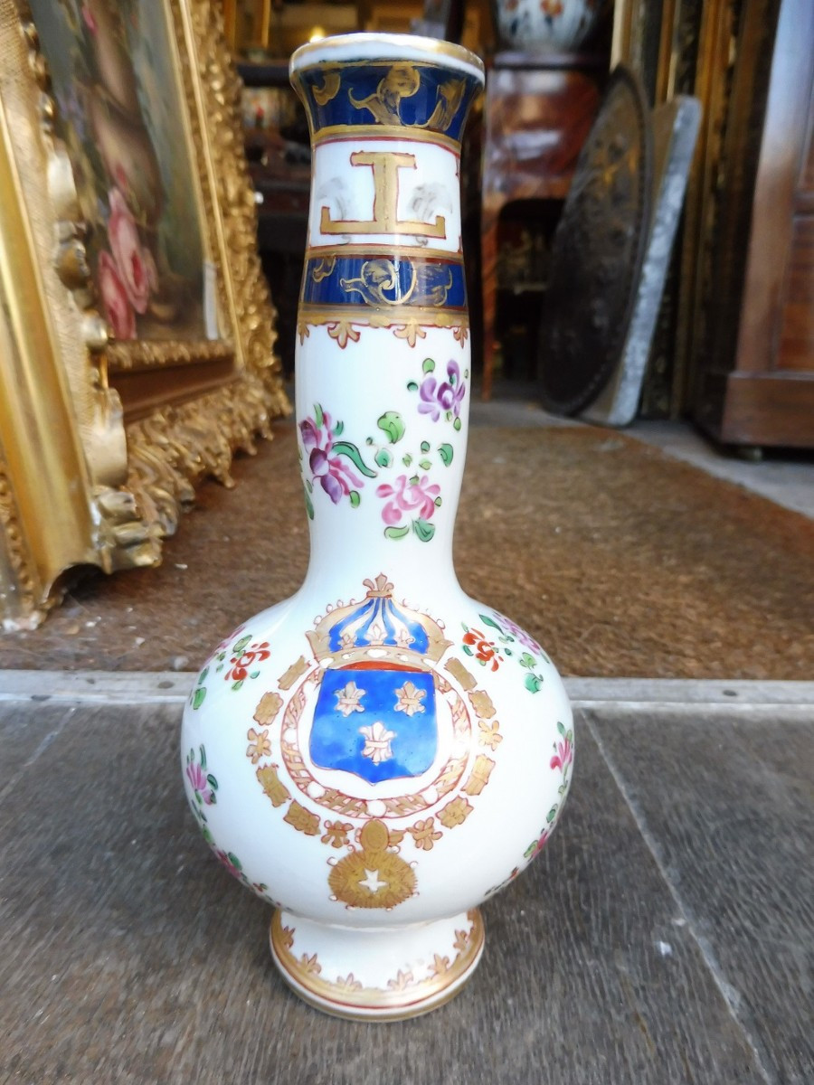 Paris Porcelain Vase, Samson Pattern, East India Company Style, Royal Coat Of Arms 