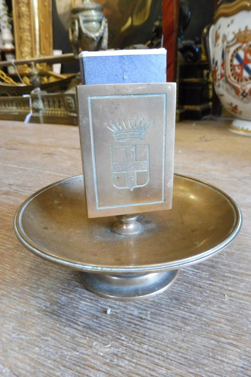 Brass Ashtray/match Holder Engraved With A Coat Of Arms, 19th Century
