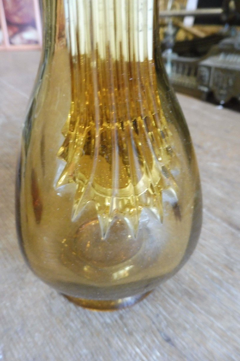 pichet  en verre  ambré  à panse  aplatie  19 eme -photo-2