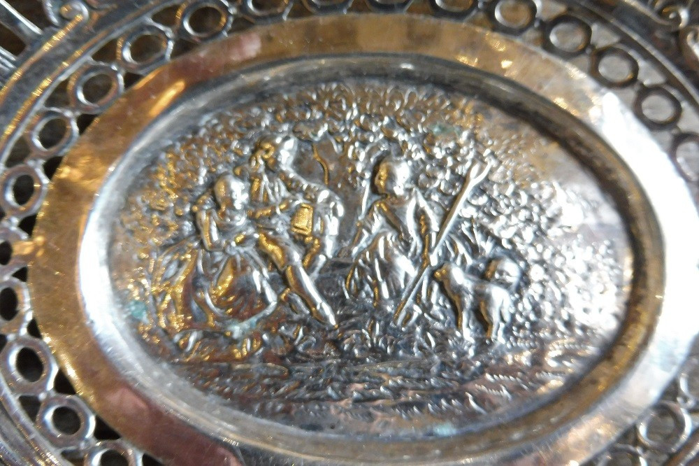 Basket In Openwork Repoussé Silver-photo-2