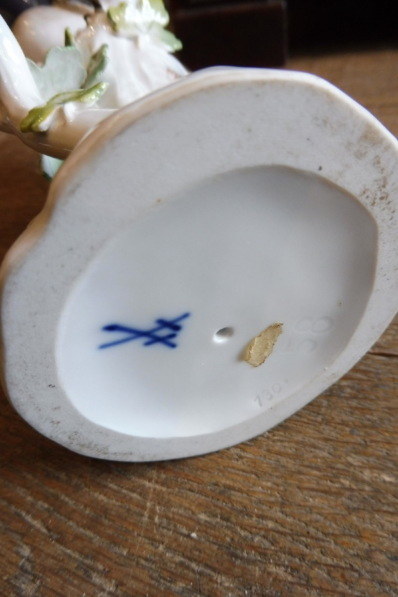 Oiseau  perché  en porcelaine  de Meissen  -photo-2