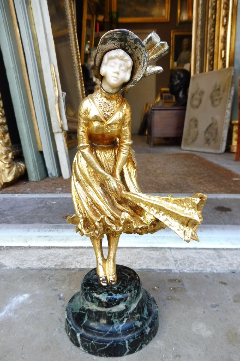 Sculpture chryséléphantine signée Omerth  